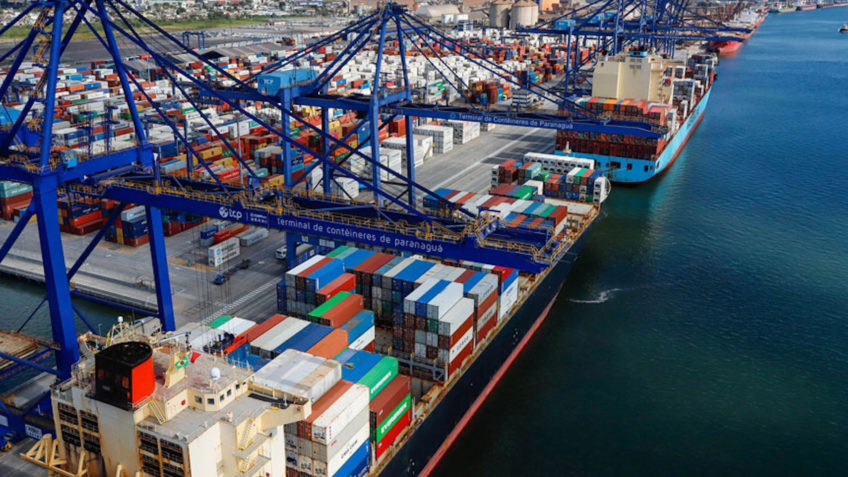 Gargalos logísticos nos portos travam exportações do agronegócio