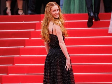 Marina Ruy Barbosa rouba a cena em Cannes com elegante vestido preto