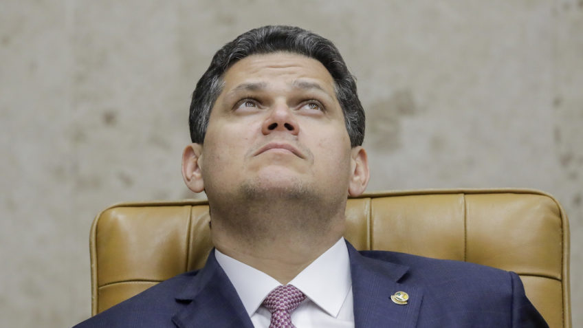 Senado aguardará Alcolumbre para discutir ampliação na Câmara