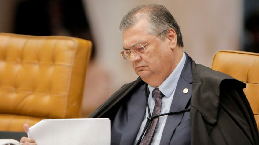 Dino convoca audiência para discutir obrigatoriedade de emendas
