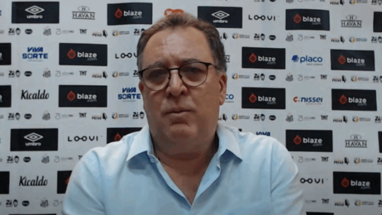 Presidente do Santos exalta patrocínio da 7K com logo da Blaze ao fundo