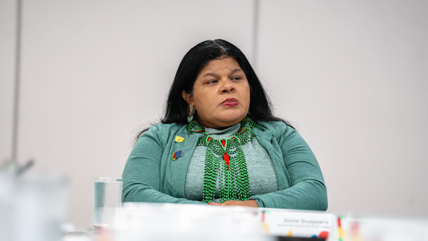 Uerj concede título de doutora honoris causa a Sonia Guajajara