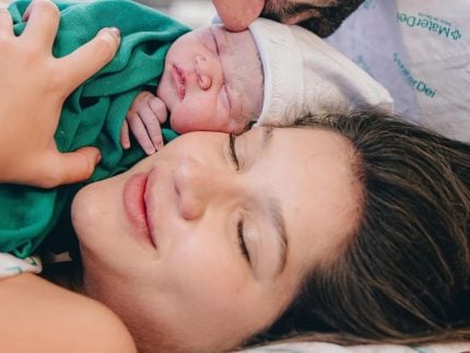 Lyandra Costa, herdeira de Leandro, celebra o nascimento da segunda filha