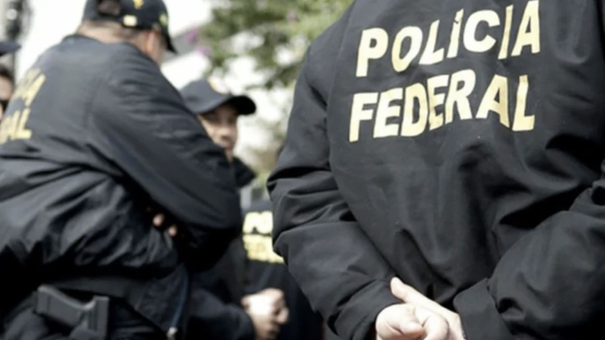 agente da PF envolvido é flagrado com US$ 200 mil