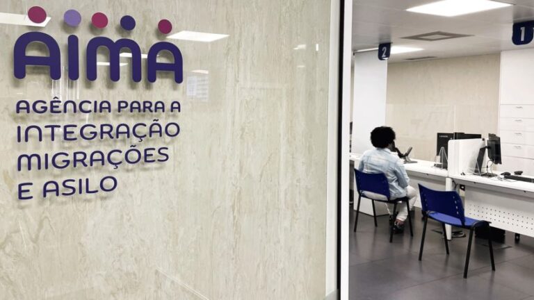 Portugal notifica 18.000 imigrantes para deixarem o país