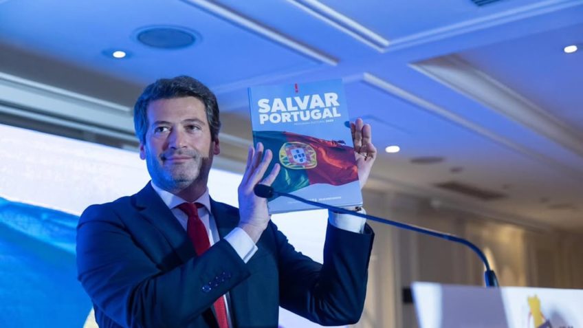 Direita dá sinais de estagnação em Portugal após ascensão meteórica