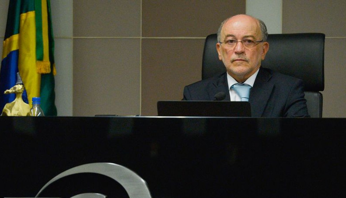 Ministro do TCU diz que análise de fraude do INSS foi eficiente