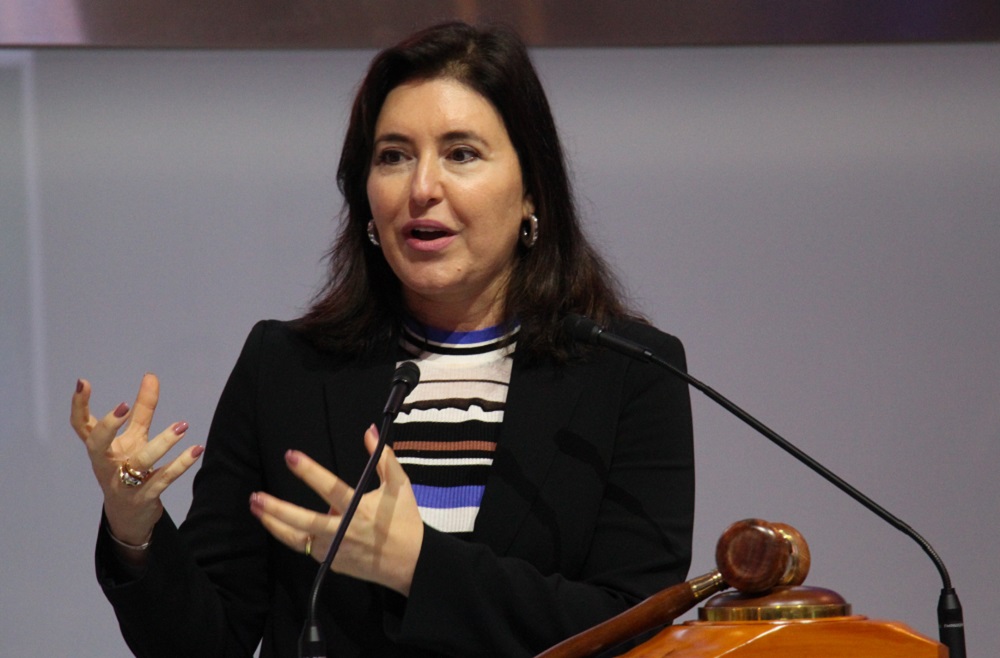 Simone Tebet diz que, se precisar, a União irá completar recursos para ressarcimento de fraude no INSS