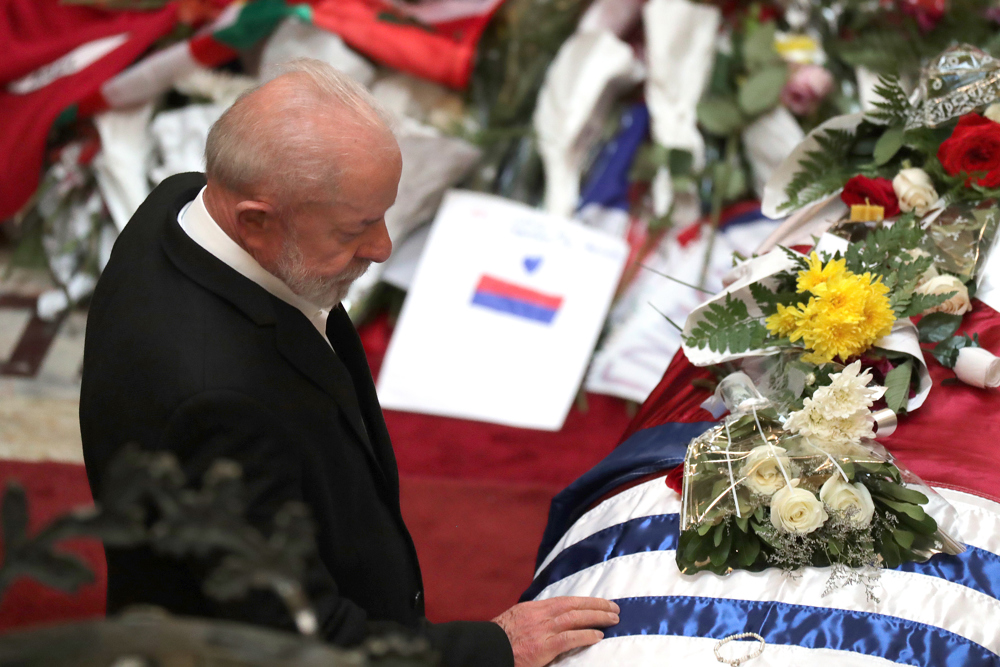 Lula diz que Mujica é ‘um ser humano superior’ e que uma pessoa como ele ‘não morre’