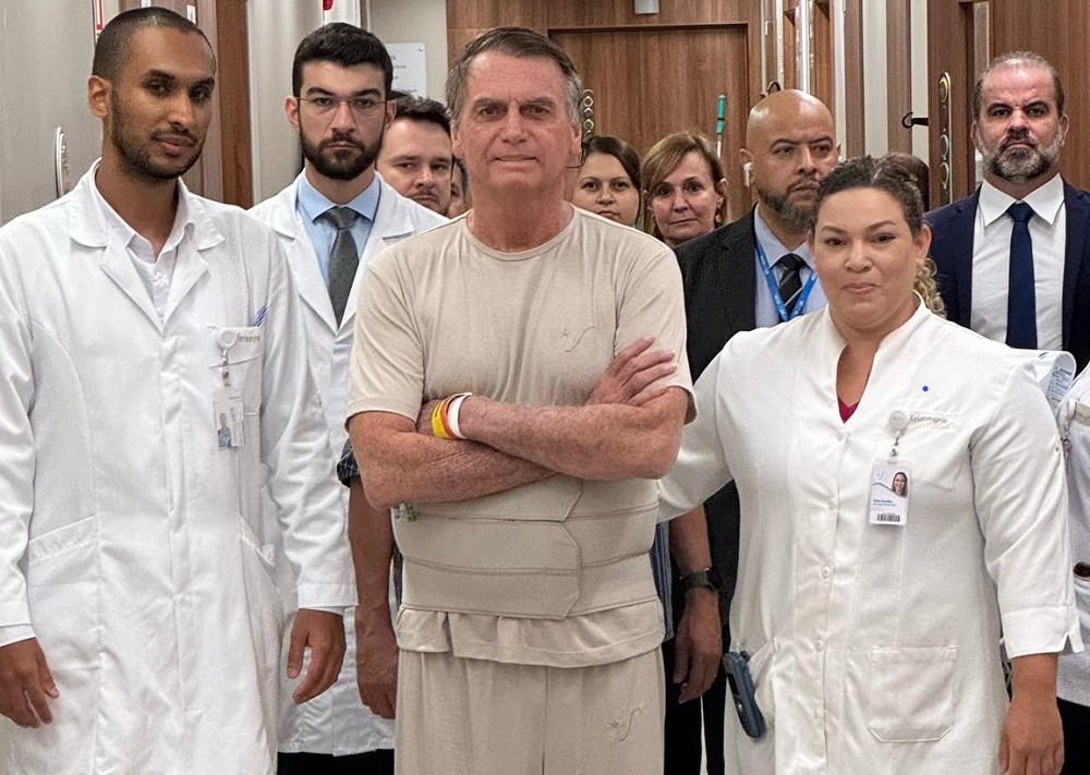 Hospital divulga novo boletim médico sobre estado de saúde de Jair Bolsonaro