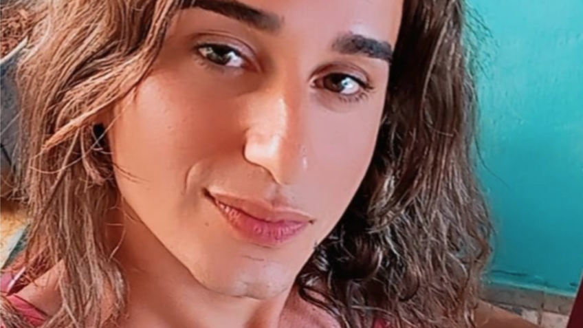 Brasileira trans é detida em cela masculina por tentar entrar nos EUA