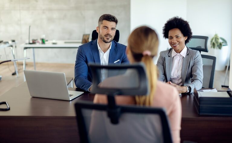 Contencioso trabalhista em alta? É hora de integrar jurídico, RH e operação