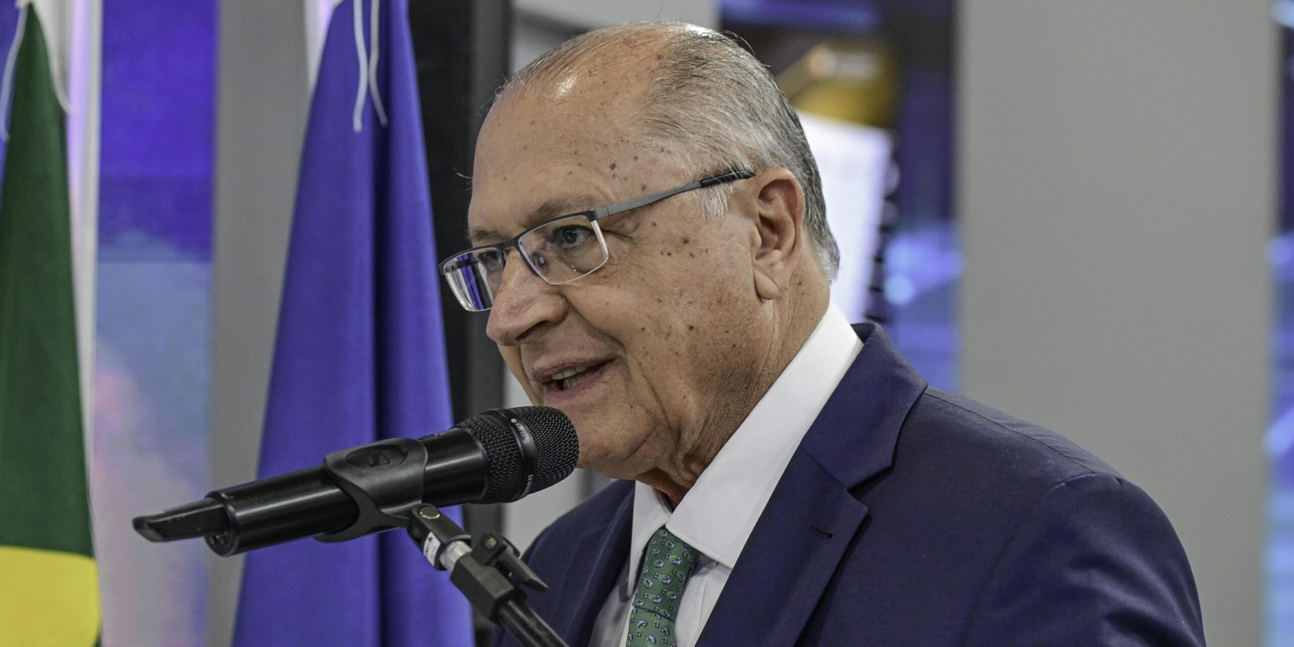 Alckmin lamenta fusão do PSDB com o Podemos: "não fico feliz"