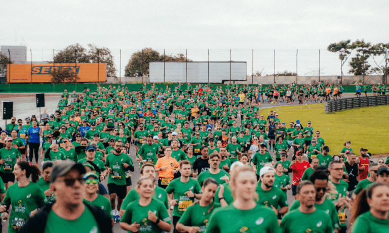 Interlagos lotado: Senna Racing Day reúne 11 mil corredores e bate recorde histórico