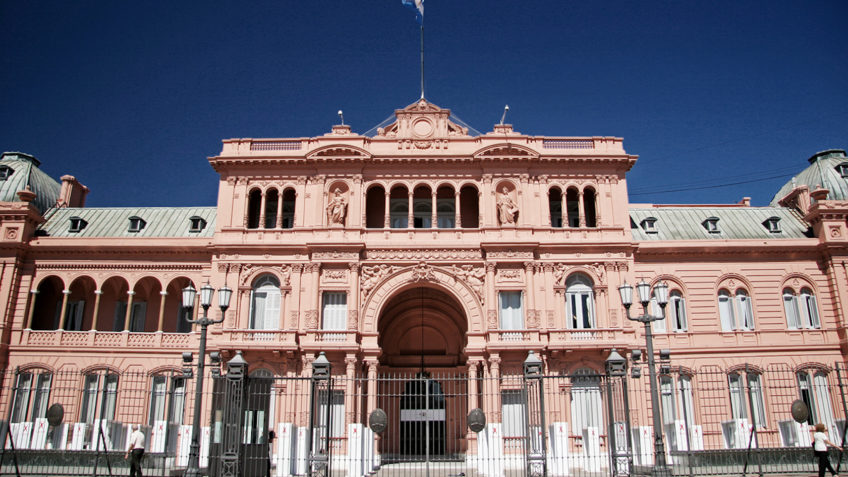Milei cria restrições para jornalistas na Casa Rosada