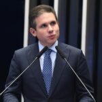 Hugo Motta defende universalização do acesso à energia elétrica