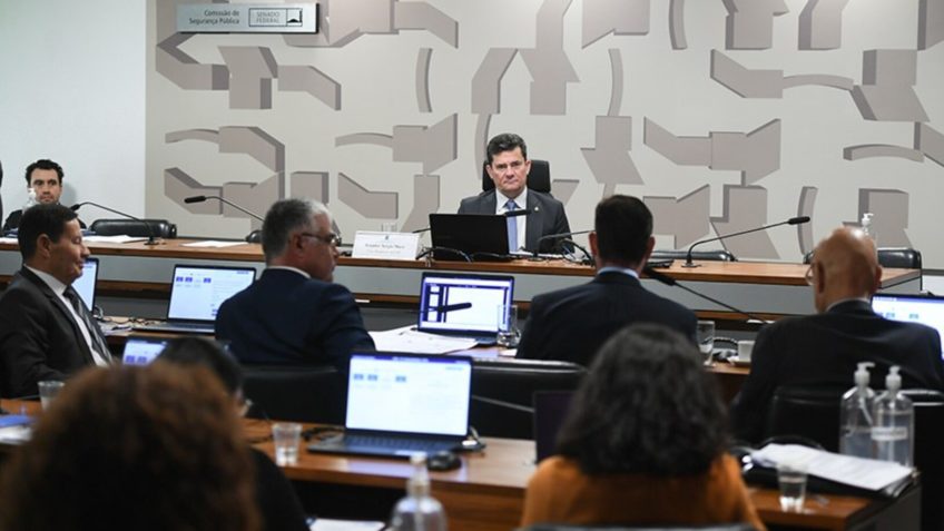 Comissão do Senado dobra pena mínima para crime de estelionato