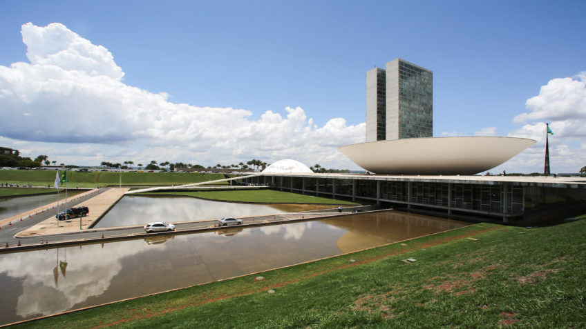 Comissão do Senado inicia discussão do licenciamento ambiental