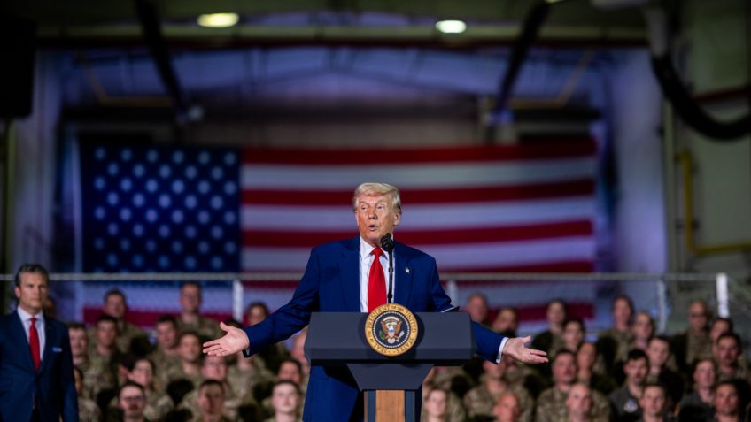 Trump quer investigação sobre pagamentos a artistas que apoiaram Harris