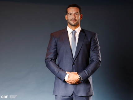 Após boicote de clubes na CBF, Samir Xaud diz que irá “dialogar” até ter “maioria maciça”