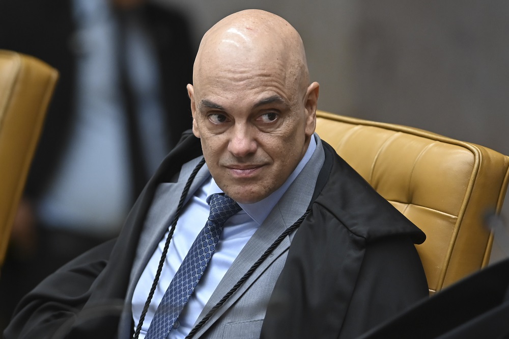 Moraes rebate defesa de Bolsonaro por pergunta a Mourão sobre 8/1: ‘Testemunha não é perito’
