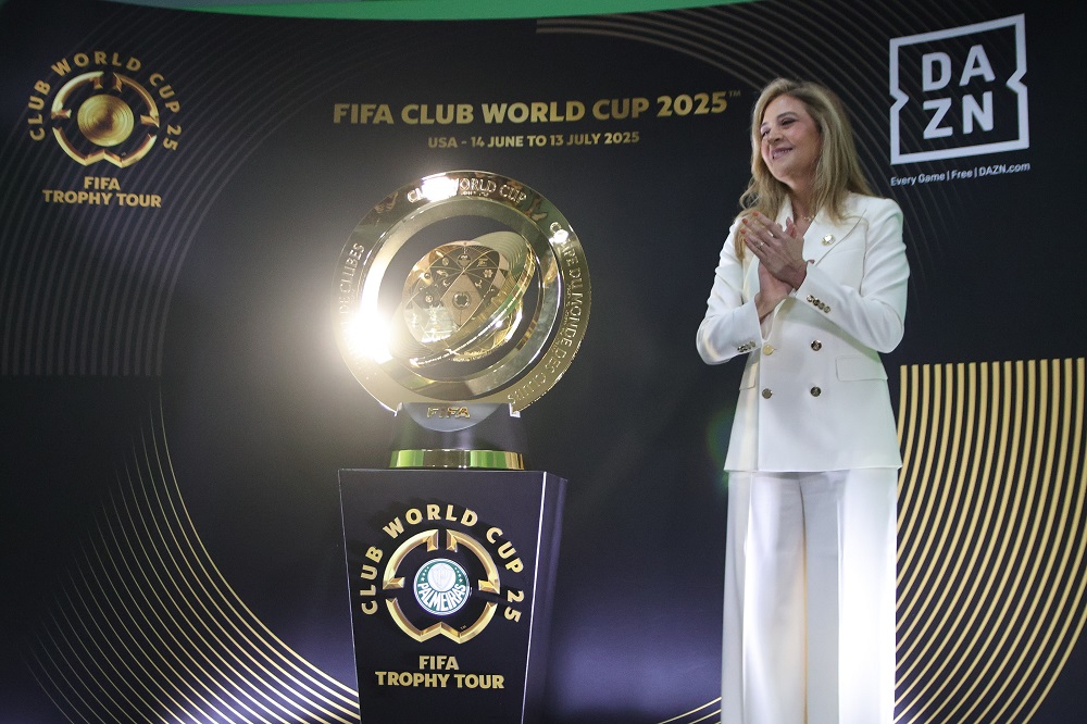 Leila quer Abel no Palmeiras até 2027 e nega procura da seleção