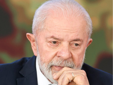Lula se reúne com ministra das Mulheres e avalia troca no comando da pasta