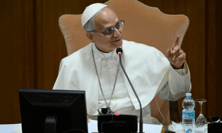 Papa Leão XIV explica que escolheu seu nome por seu compromisso com as causas sociais