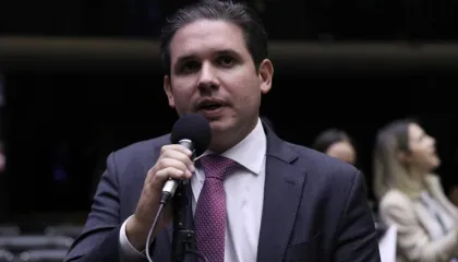 Câmara dos Deputados vai votar urgência de projetos contra fraudes no INSS