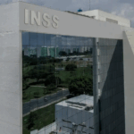 INSS investiga 12 entidades por descontos indevidos em benefícios