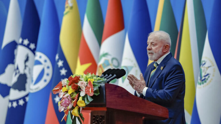 Precisamos de parceiros que queiram crescer conosco, diz Lula