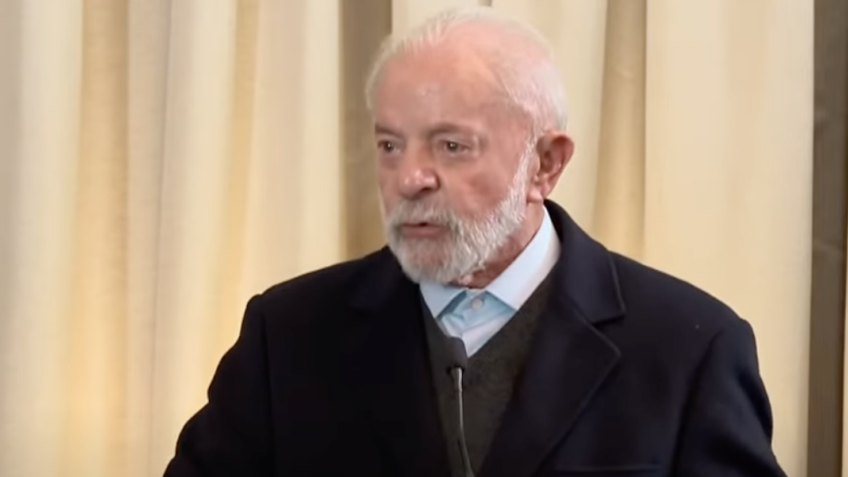 Lula não dá prazo de devolução do dinheiro do INSS e culpa Bolsonaro