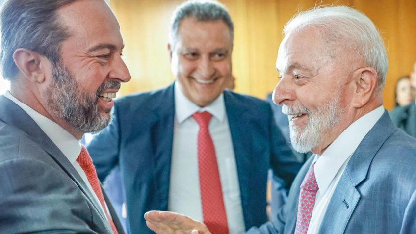 Governo prepara pacote de energia para famílias de baixa renda