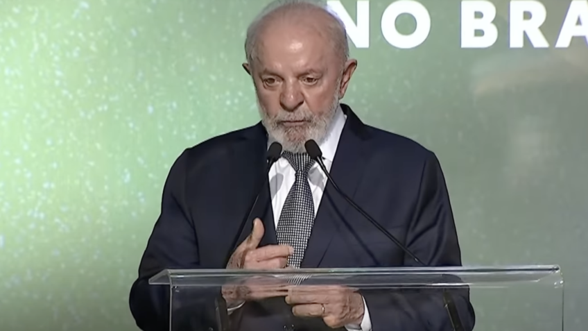 Lula alinha construção de nova linha de crédito