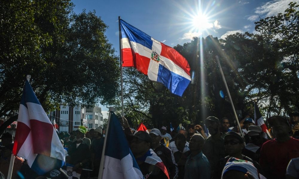 Manifestantes causam apagão na capital do Haiti 