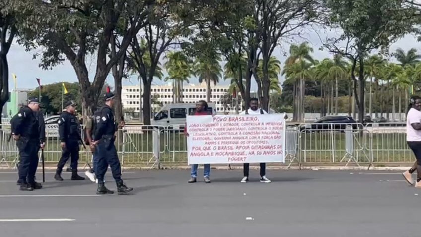 Manifestantes contra presidente de Angola são tirados do Planalto