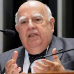 Diplomata Marcos Azambuja morre aos 90 anos