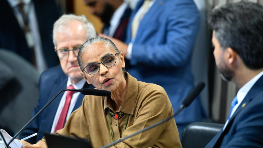 Ida de Marina ao Senado termina em bate-boca; assista