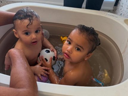 Mavie e Helena juntas: Neymar mostra momento especial entre as filhas