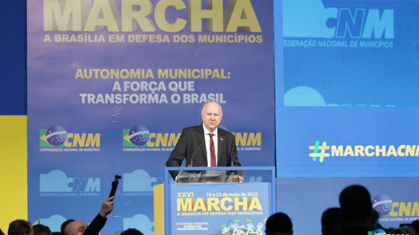 Presidente da CNM critica acordo sobre emendas