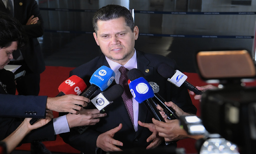 Leitura da CPMI do INSS é remarcada para 17 de junho por Alcolumbre