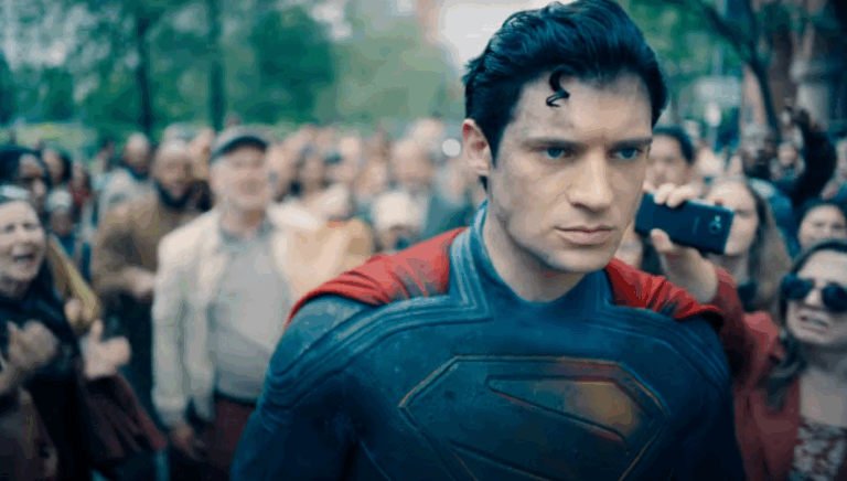 ‘Superman’ entra em ação para salvar a Terra em novo trailer; assista