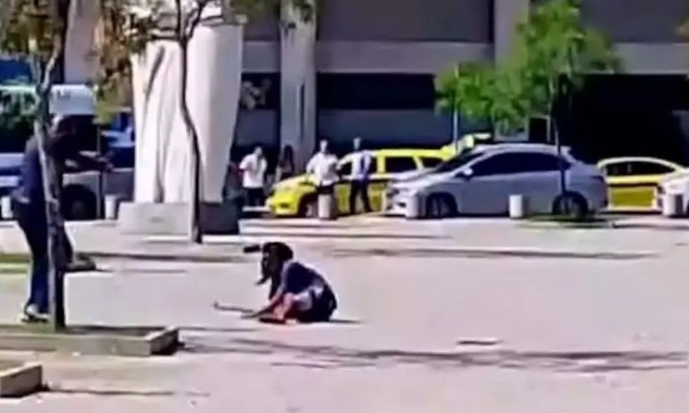 Homem ameça transeuntes com foice no Aeroporto Santos Dumont e é baleado por policial 