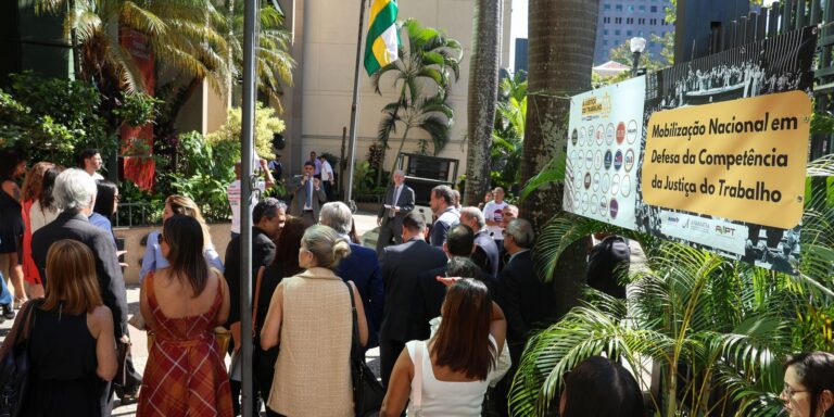 Juízes se mobilizam contra suspensão de processos sobre pejotização