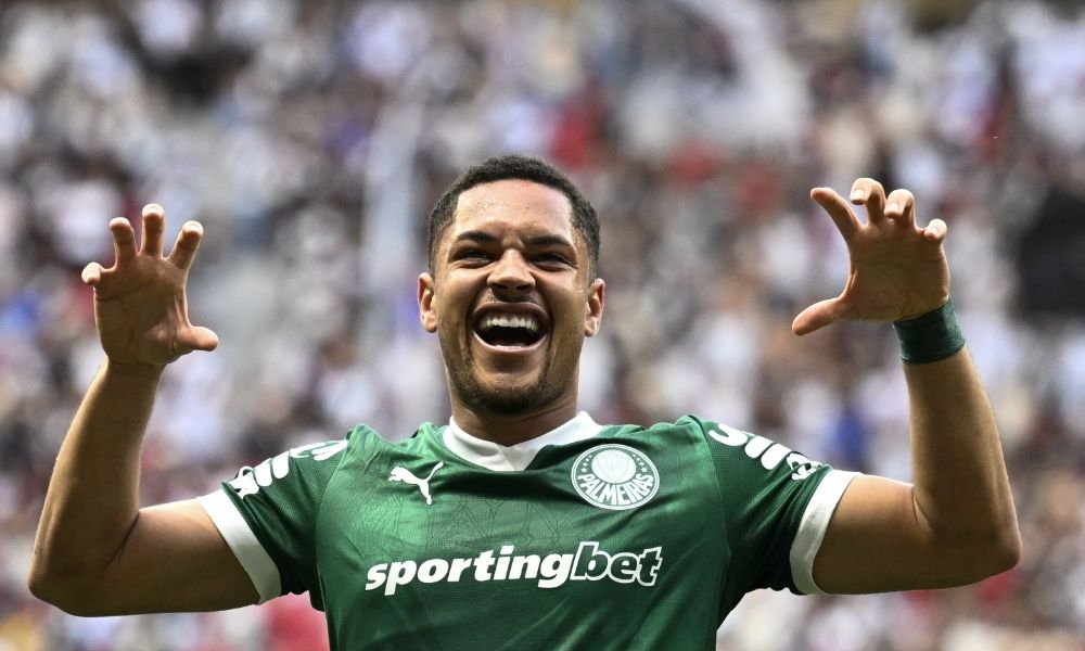 Vitor Roque desencanta após 12 jogos, e Palmeiras vence Vasco por 1 a 0