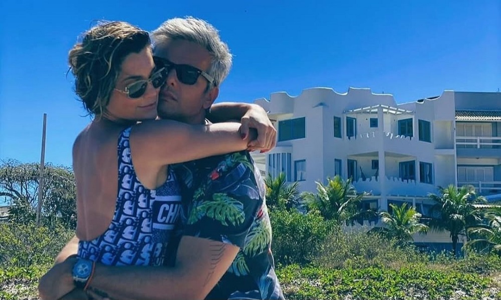 Otaviano Costa revela que casamento à distância com Flávia Alessandra ‘deu ainda mais tempero’
