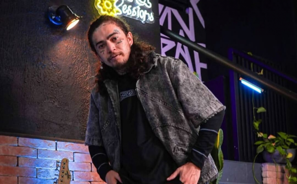 Whindersson Nunes compara seu antes e depois: ‘Trocaria de calçada se cruzasse com meu eu’