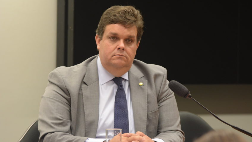 Wolney também se reuniu com suspeitos de fraudes no INSS