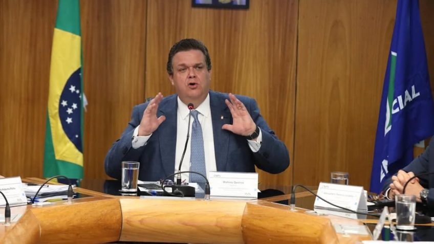 Trabalho na Previdência será árduo, diz novo ministro