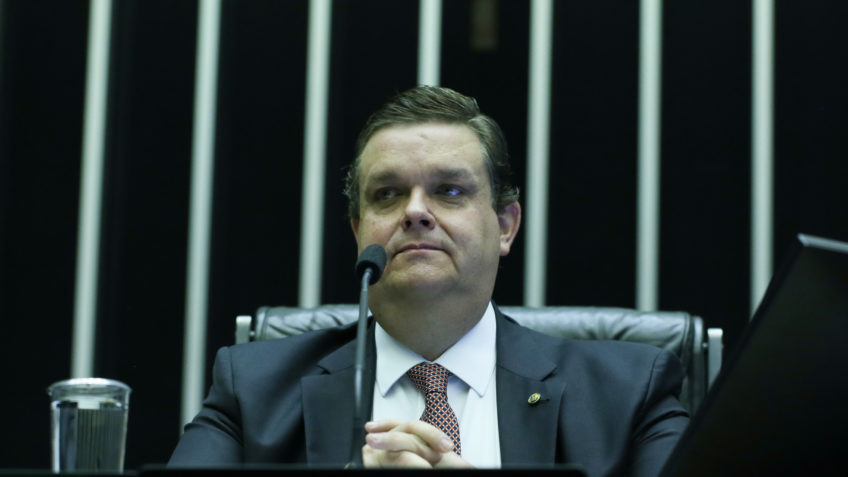 Ministro da Previdência fala ao Senado sobre fraude no INSS
